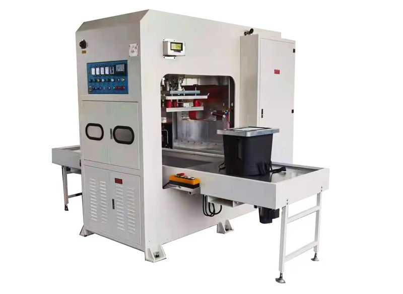 自动推盘式高频机 自动推盘式高频机